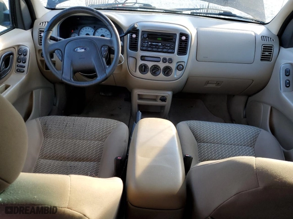 2004 Ford Escape XLT with VIN 1FMYU031X4KB40235, listed as a Copart auction lot 88357735 with 186,797 mi miles and Salvage Title. Bid and sale history available at carsss.com. Image 8.
