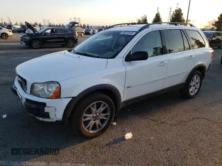 2005 Volvo XC90 with VIN YV1CZ852351208316, listed as a Copart auction lot 88324945 with 134,669 mi miles and Salvage Title. Bid and sale history available at carsss.com. Image 1.