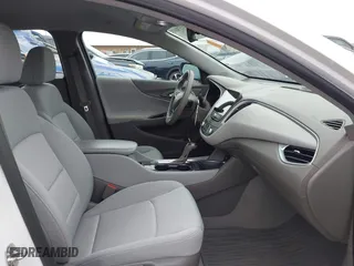 2020 Chevrolet Malibu LS with VIN 1G1ZC5ST9LF132915, listed as a IAAI auction lot 41570162 with 52,382 mi miles. Bid and sale history available at carsss.com. Image 5.