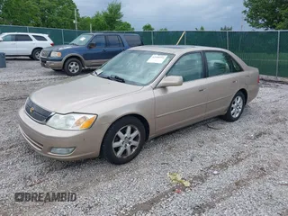 2001 Toyota Avalon XL z VIN 4T1BF28B71U192791, wystawiony jako IAAI lot #42180729 z przebiegiem 132 397 mil mil oraz . Historia ofert i sprzedaży dostępna na DreamBid. Obrazek 2.