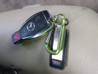 2016 Mercedes-Benz E-Class E 350 Sport with VIN WDDHF5KB7GB173418, listed as a IAAI auction lot 41956020 with 72,475 mi miles. Bid and sale history available at carsss.com. Image 11.