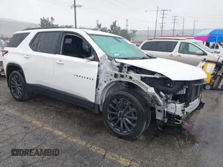 2023 Chevrolet Traverse RS z VIN 1GNERJKWXPJ161017, wystawiony jako IAAI lot #41898749 z przebiegiem 55 402 mil mil oraz . Historia ofert i sprzedaży dostępna na DreamBid. Obrazek 1.