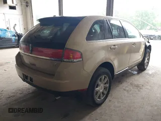 2007 Lincoln MKX with VIN 2LMDU88C17BJ06825, listed as a IAAI auction lot 42487297 with 164,421 mi miles and . Bid and sale history available at DreamBid. Image 4.