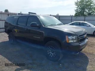 2012 Chevrolet Suburban LT with VIN 1GNSKJE72CR314366, listed as a IAAI auction lot 42453057 with 183,897 mi miles and . Bid and sale history available at DreamBid. Image 1.