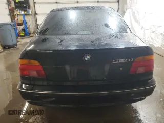 2000 BMW 5 Series 528iA with VIN WBADM6342YGU16431, listed as a Copart auction lot 45346575 with 99,799 mi miles and Salvage Title. Bid and sale history available at carsss.com. Image 6.