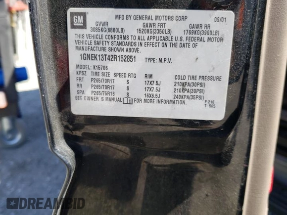 2002 Chevrolet Tahoe LT z VIN 1GNEK13T42R152851, wystawiony jako Copart lot #67958403 z przebiegiem 257 989 mil mil oraz Szkoda całkowita • Salvage title. Historia ofert i sprzedaży dostępna na DreamBid. Obrazek 13.