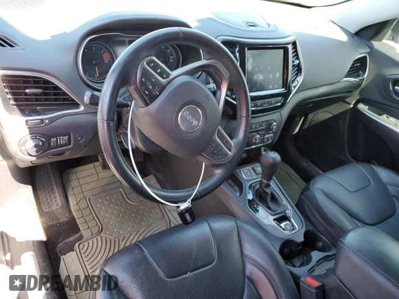 2019 Jeep Cherokee Limited z VIN 1C4PJLDB8KD454114, wystawiony jako Copart lot #57780995 z przebiegiem 125 266 mil mil oraz Szkoda całkowita • Salvage title. Historia ofert i sprzedaży dostępna na DreamBid. Obrazek 8.