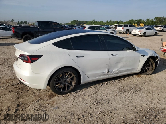 2021 Tesla Model 3 Long Range z VIN 5YJ3E1EB7MF044096, wystawiony jako Copart lot #56300355 z przebiegiem 87 677 mil mil oraz Szkoda całkowita • Salvage title. Historia ofert i sprzedaży dostępna na DreamBid. Obrazek 3.