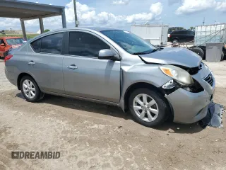 2013 Nissan Versa SV with VIN 3N1CN7AP8DL887524, listed as a Copart auction lot 61594045 with 92,094 mi miles and Salvage title. Bid and sale history available at DreamBid. Image 4.