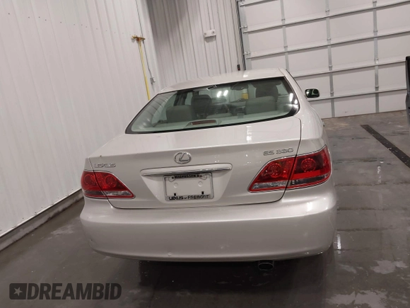 2005 Lexus ES 330 with VIN JTHBA30G555118414, listed as a IAAI auction lot 41855659 with 96,335 mi miles. Bid and sale history available at carsss.com. Image 16.