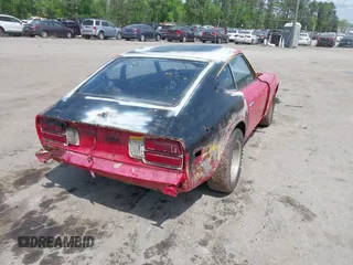 1977 Datsun 280ZX z VIN 000000HLS30400903, wystawiony jako IAAI lot #42094018 z przebiegiem Nie podano mil oraz . Historia ofert i sprzedaży dostępna na DreamBid. Obrazek 4.