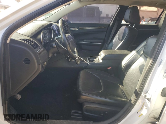 2019 Chrysler 300 Limited with VIN 2C3CCAKG4KH578075, listed as a Copart auction lot 48793195 with 96,986 mi miles and Salvage Title. Bid and sale history available at carsss.com. Image 7.