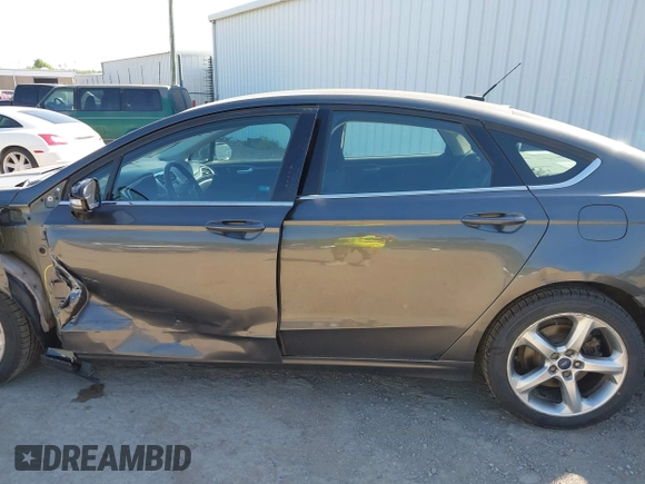 2016 Ford Fusion SE с VIN 3FA6P0HD5GR327748, выставлен на аукционе IAAI как лот 42254443 с пробегом 170 596 миль миль и . История ставок и продаж доступна на DreamBid. Изображение 15.