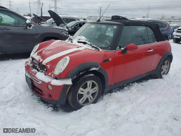 2005 MINI Cooper Convertible with VIN WMWRF33405TG11092, listed as a Copart auction lot 84762004 with 94,895 mi miles and Salvage Title. Bid and sale history available at carsss.com. Image 1.