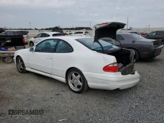 2001 Mercedes-Benz CLK 320/430 z VIN WDBLJ70GX1F185252, wystawiony jako Copart lot #38702633 z przebiegiem 117 864 mil mil oraz Szkoda całkowita • Salvage title. Historia ofert i sprzedaży dostępna na DreamBid. Obrazek 2.