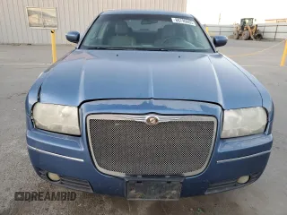 2007 Chrysler 300 Signature with VIN 2C3KA53G97H737803, listed as a Copart auction lot 88790885 with 188,023 mi miles and Clean Title. Bid and sale history available at carsss.com. Image 5.