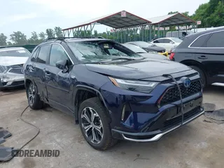 2024 Toyota RAV4 XSE with VIN JTMFB3FV4RD220868, listed as a IAAI auction lot 42435937 with 6,647 mi miles and . Bid and sale history available at DreamBid. Image 1.