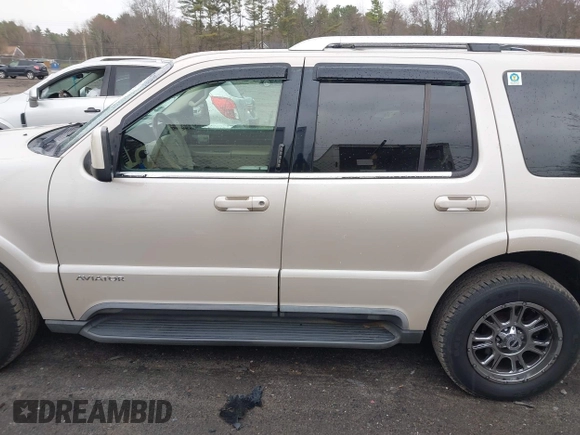 2005 Lincoln Aviator with VIN 5LMEU88H45ZJ17093, listed as a IAAI auction lot 42042816 with 87,646 mi miles and . Bid and sale history available at DreamBid. Image 15.