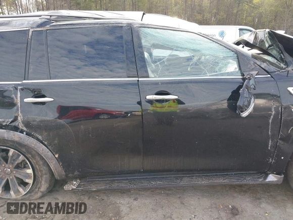 2017 Nissan Armada Platinum z VIN JN8AY2NC5H9505944, wystawiony jako IAAI lot #41904440 z przebiegiem Nie podano mil oraz . Historia ofert i sprzedaży dostępna na DreamBid. Obrazek 12.