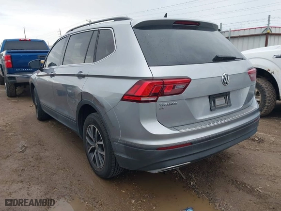 2019 Volkswagen Tiguan SE with VIN 3VV3B7AX6KM138493, listed as a IAAI auction lot 41367279 with 84,534 mi miles. Bid and sale history available at carsss.com. Image 3.