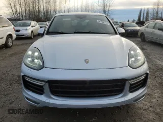 2016 Porsche Cayenne Turbo z VIN WP1AC2A22GLA88192, wystawiony jako Copart lot #86854034 z przebiegiem 42 288 mil mil oraz Szkoda całkowita • Salvage title. Historia ofert i sprzedaży dostępna na DreamBid. Obrazek 5.