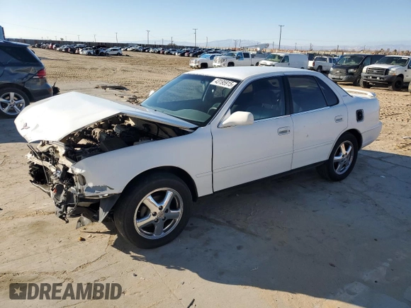 1992 Toyota Camry LE z VIN 4T1SK12E8NU044387, wystawiony jako Copart lot #43195915 z przebiegiem 279 199 mil mil oraz Szkoda całkowita • Salvage title. Historia ofert i sprzedaży dostępna na DreamBid. Obrazek 1.