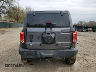 2024 Ford Bronco Big Bend z VIN 1FMDE7BH1RLA08209, wystawiony jako Copart lot #52204615 z przebiegiem Nie podano mil oraz Szkoda całkowita • Salvage title. Historia ofert i sprzedaży dostępna na DreamBid. Obrazek 6.