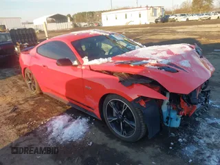 2016 Ford Mustang GT z VIN 1FA6P8CF7G5228925, wystawiony jako IAAI lot #41397663 z przebiegiem 96 713 mil mil oraz . Historia ofert i sprzedaży dostępna na DreamBid. Obrazek 1.