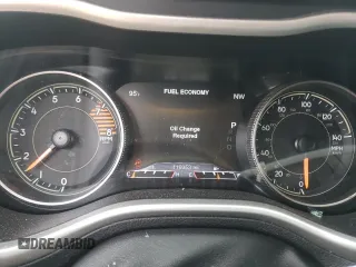 2016 Jeep Cherokee Trailhawk z VIN 1C4PJMBSXGW121272, wystawiony jako Copart lot #61769505 z przebiegiem 119 353 mil mil oraz Szkoda całkowita • Salvage title. Historia ofert i sprzedaży dostępna na DreamBid. Obrazek 9.