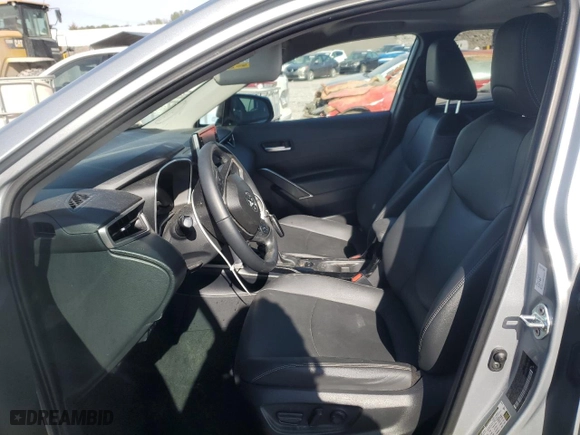 2022 Toyota Corolla Cross XLE with VIN 7MUDAAAG6NV004595, listed as a Copart auction lot 44602795 with 47,023 mi miles and Salvage Title. Bid and sale history available at carsss.com. Image 7.