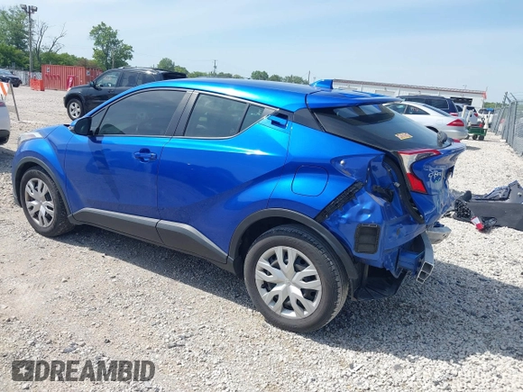 2019 Toyota C-HR XLE with VIN JTNKHMBX7K1015798, listed as a IAAI auction lot 39530918 with 77,958 mi miles. Bid and sale history available at carsss.com. Image 3.