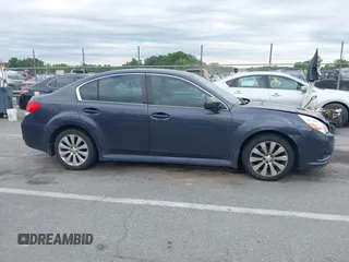2011 Subaru Legacy Limited Power Moon z VIN 4S3BMCL69B3222293, wystawiony jako IAAI lot #42304231 z przebiegiem 144 857 mil mil oraz . Historia ofert i sprzedaży dostępna na DreamBid. Obrazek 13.