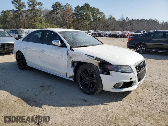 2011 Audi S4 Premium Plus z VIN WAUBGAFL7BA061061, wystawiony jako Copart lot #43745605 z przebiegiem 133 614 mil mil oraz Szkoda całkowita • Salvage title. Historia ofert i sprzedaży dostępna na DreamBid. Obrazek 4.