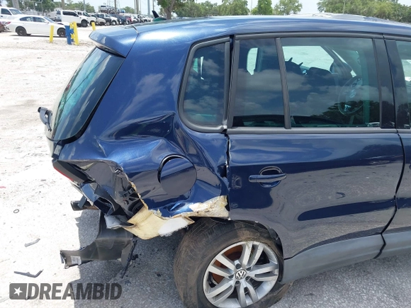 2013 Volkswagen Tiguan S with VIN WVGAV3AX5DW620778, listed as a IAAI auction lot 42505171 with 178,399 mi miles and . Bid and sale history available at DreamBid. Image 13.