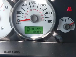 2007 Ford Escape XLT с VIN 1FMYU93167KA03558, выставлен на аукционе IAAI как лот 41641444 с пробегом 182 382 миль миль и . История ставок и продаж доступна на DreamBid. Изображение 7.