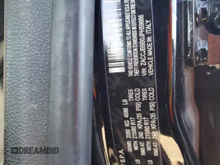 2018 Jeep Renegade Latitude z VIN ZACCJBBB0JPH59666, wystawiony jako Copart lot #46852345 z przebiegiem 111 668 mil mil oraz Szkoda całkowita • Salvage title. Historia ofert i sprzedaży dostępna na DreamBid. Obrazek 15.