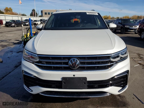 2024 Volkswagen Tiguan SEL R-Line with VIN 3VV4B7AX1RM099293, listed as a Copart auction lot 78489644 with 0 mi miles and Salvage Title. Bid and sale history available at carsss.com. Image 5.