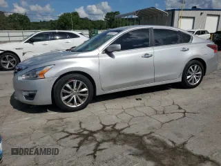 2015 Nissan Altima 2.5 with VIN 1N4AL3AP1FC277553, listed as a Copart auction lot 61069645 with 132,118 mi miles and Salvage title. Bid and sale history available at DreamBid. Image 1.