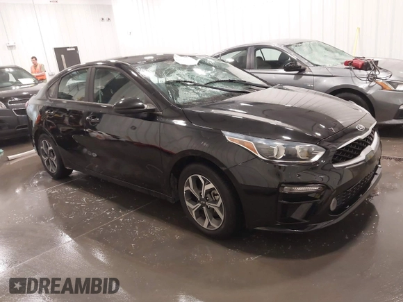2021 Kia Forte LXS z VIN 3KPF24AD3ME262766, wystawiony jako IAAI lot #42232564 z przebiegiem 14 902 mil mil oraz . Historia ofert i sprzedaży dostępna na DreamBid. Obrazek 1.