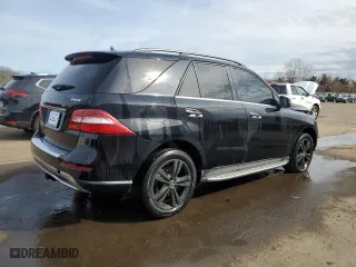 2013 Mercedes-Benz M-Class ML 350 with VIN 4JGDA5HBXDA182710, listed as a Copart auction lot 48494985 with 152,832 mi miles and Salvage Title. Bid and sale history available at carsss.com. Image 3.