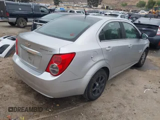 2014 Chevrolet Sonic LT с VIN 1G1JC5SH5E4170875, выставлен на аукционе IAAI как лот 42367419 с пробегом 152 289 миль миль и . История ставок и продаж доступна на DreamBid. Изображение 4.