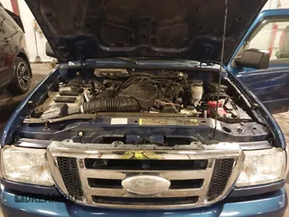 2009 Ford Ranger XLT with VIN 1FTZR45E69PA15146, listed as a IAAI auction lot 41575841 with 155,269 mi miles. Bid and sale history available at carsss.com. Image 10.