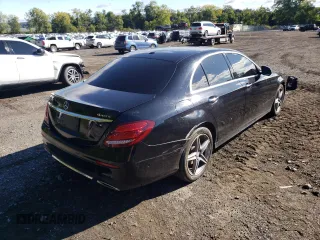 2017 Mercedes-Benz E-Class E 300 Luxury with VIN WDDZF4KB1HA053166, listed as a Copart auction lot 60332802 with 59,835 mi miles. Bid and sale history available at carsss.com. Image 4.