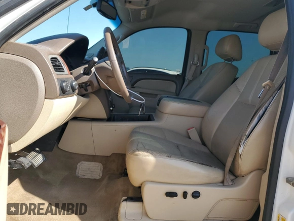2011 GMC Sierra 1500 SLT с VIN 3GTP2WE32BG159406, выставлен на аукционе Copart как лот 45324465 с пробегом 200 673 миль миль и Списание • Salvage title. История ставок и продаж доступна на DreamBid. Изображение 7.