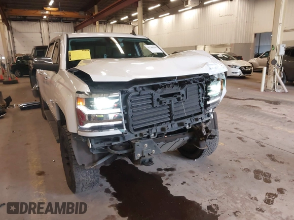 2018 Chevrolet Silverado 1500 LTZ with VIN 3GCUKSEC5JG596830, listed as a IAAI auction lot 41788299 with 85,684 mi miles. Bid and sale history available at carsss.com. Image 19.