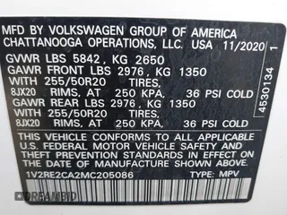 2021 Volkswagen Atlas SE z VIN 1V2RE2CA2MC205086, wystawiony jako IAAI lot #41902654 z przebiegiem 111 024 mil mil oraz . Historia ofert i sprzedaży dostępna na DreamBid. Obrazek 9.