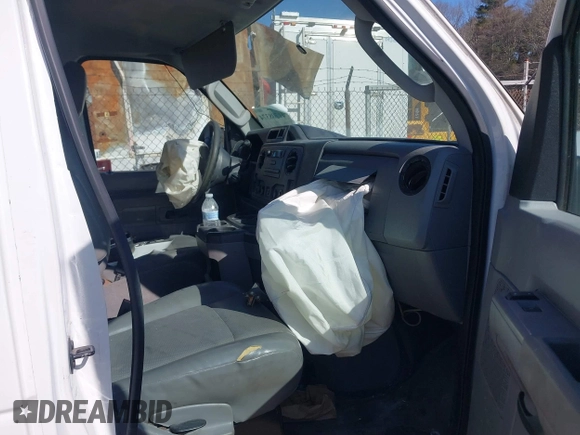 2011 Ford Econoline Cargo Commercial with VIN 1FTSE3EL7BDA52929, listed as a IAAI auction lot 41708374 with 227,114 mi miles. Bid and sale history available at carsss.com. Image 5.