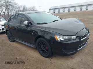 2014 Mitsubishi Lancer ES z VIN JA32U2FU4EU005638, wystawiony jako IAAI lot #41574458 z przebiegiem 100 893 mil mil oraz . Historia ofert i sprzedaży dostępna na DreamBid. Obrazek 1.