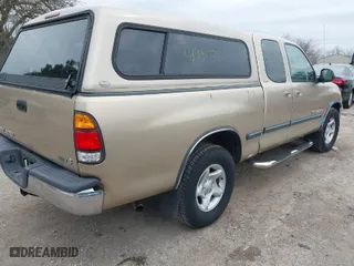 2002 Toyota Tundra SR5 with VIN 5TBRT34192S285132, listed as a IAAI auction lot 41998521 with 107,825 mi miles. Bid and sale history available at carsss.com. Image 4.