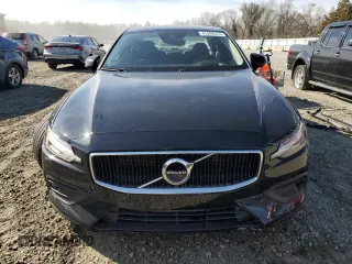 2019 Volvo S60 Momentum with VIN 7JRA22TK4KG004510, listed as a Copart auction lot 41508524 with 27,749 mi miles. Bid and sale history available at carsss.com. Image 5.